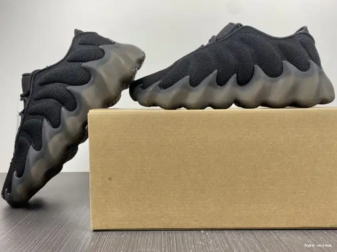 hype 400 YEEZY ADIDAS H68032 0525